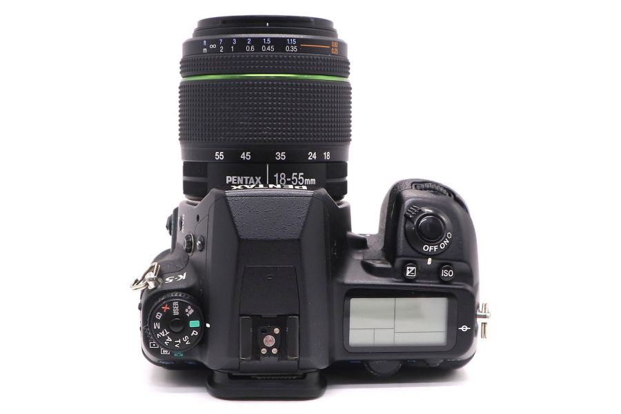 Pentax K-5 kit (пробег 15320 кадров)