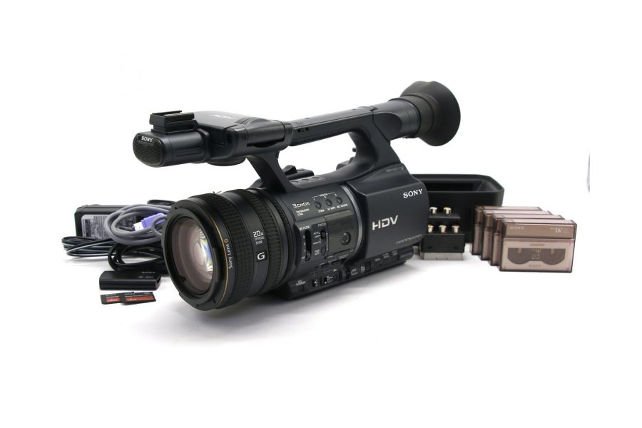 Видеокамера Sony HDR-FX1000E