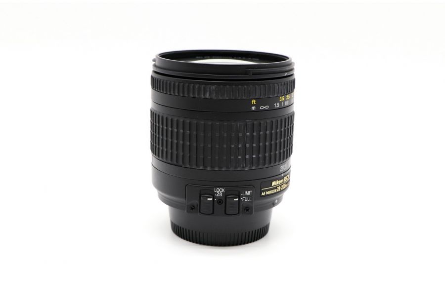 Nikon 28-200mm f/3.5-5.6G ED-IF AF Nikkor
