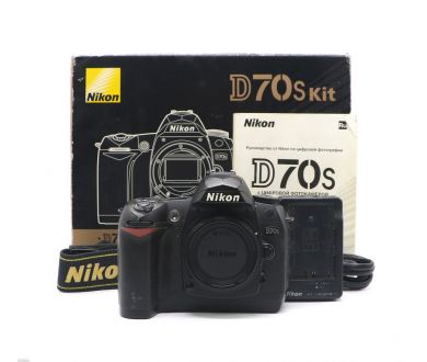 Nikon D70s body в упаковке (пробег 145 кадров)