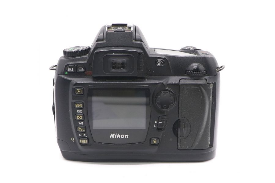 Nikon D70s body в упаковке (пробег 145 кадров)