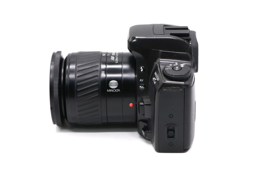 Minolta Maxxum HTsi + Minolta AF Zoom 28-80mm f/3.5-5.6