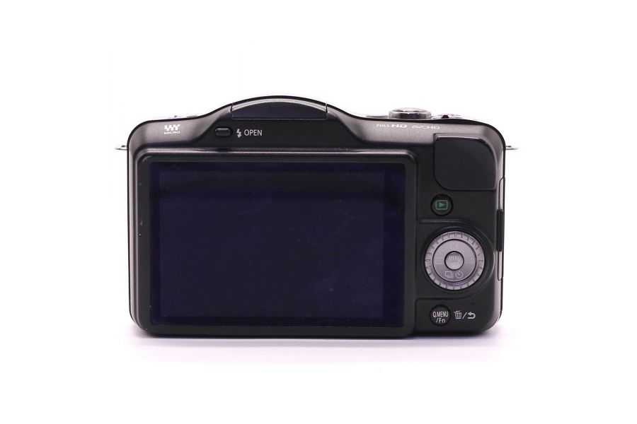 Panasonic Lumix DMC-GF3 kit (пробег неизвестен)