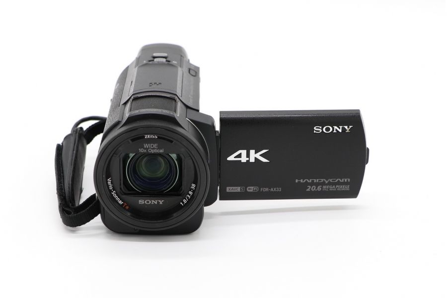 Видеокамера Sony FDR-AX33
