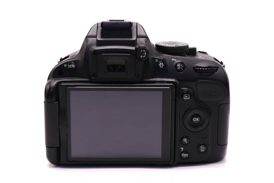 Nikon D5100 kit в упаковке (пробег 14390 кадров)