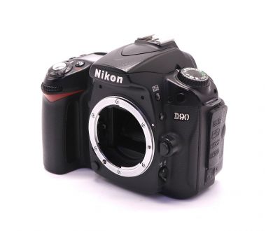 Nikon D90 body (пробег 141000 кадров)