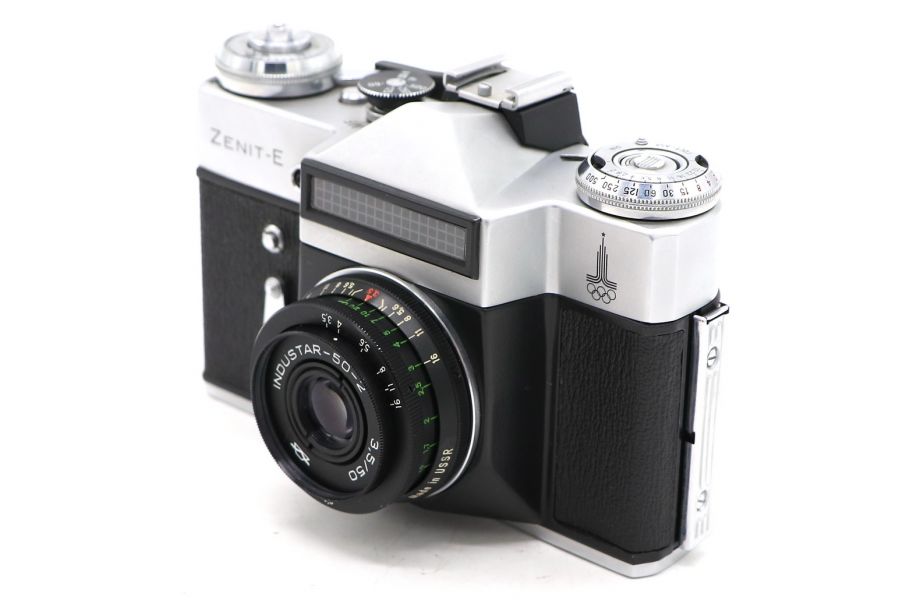 Зенит Е + Индустар 50-2 kit Олимпийский в упаковке (1979)