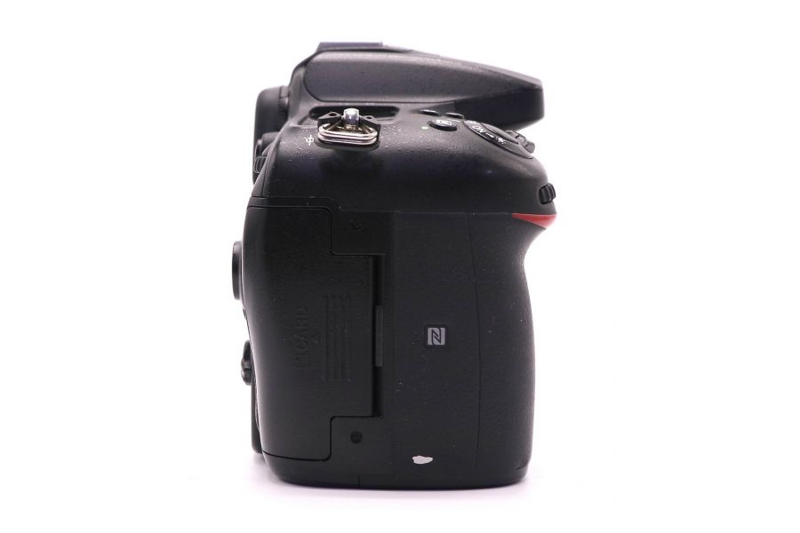 Nikon D7200 body (пробег 230000 кадров)