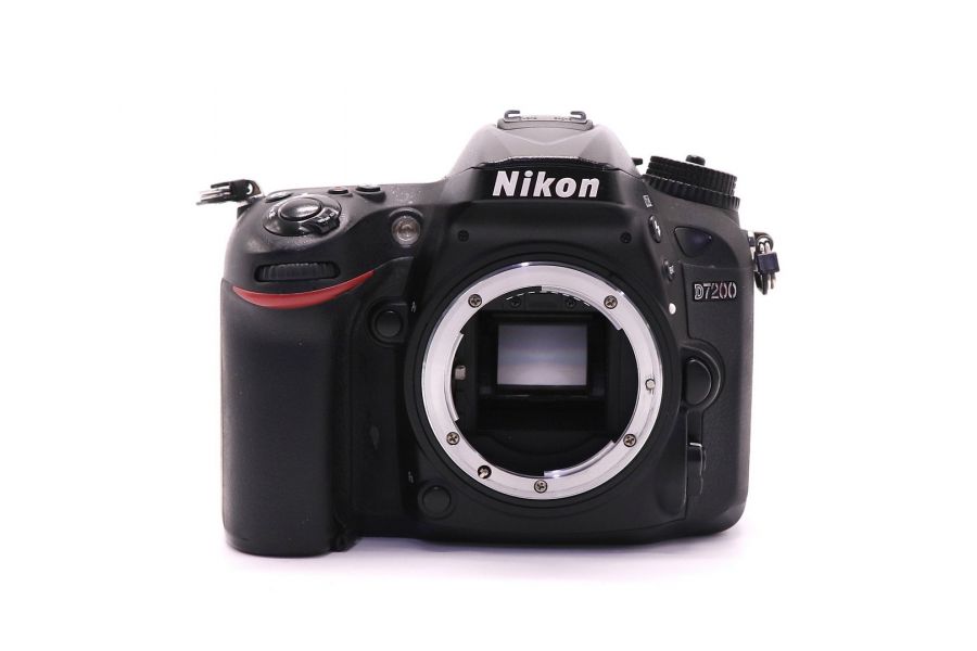 Nikon D7200 body (пробег 230000 кадров)