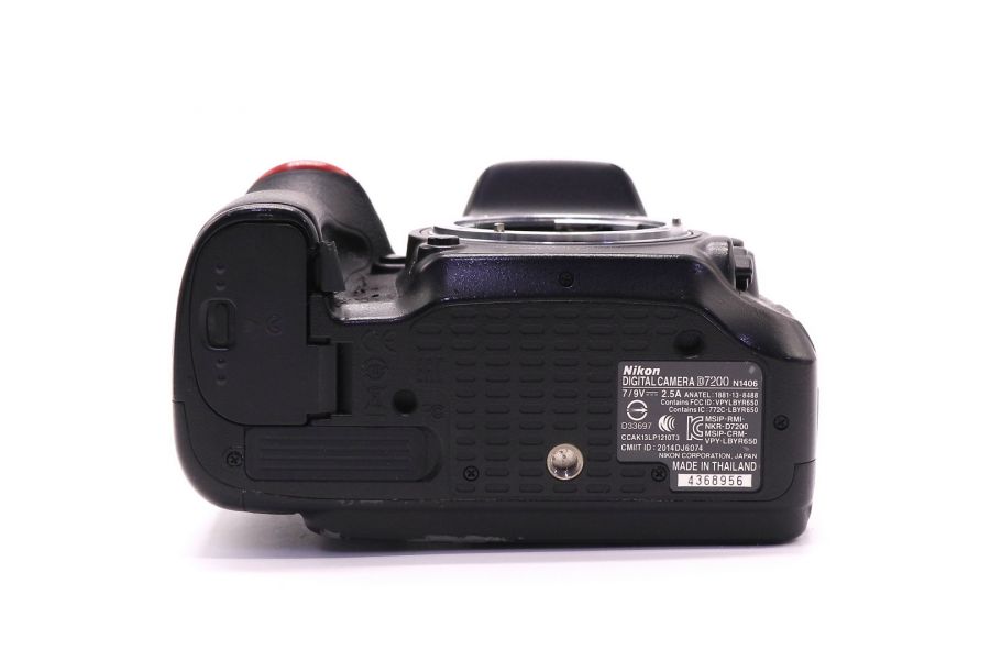 Nikon D7200 body (пробег 230000 кадров)