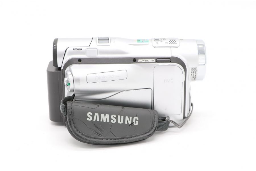 Видеокамера Samsung VP-D103i
