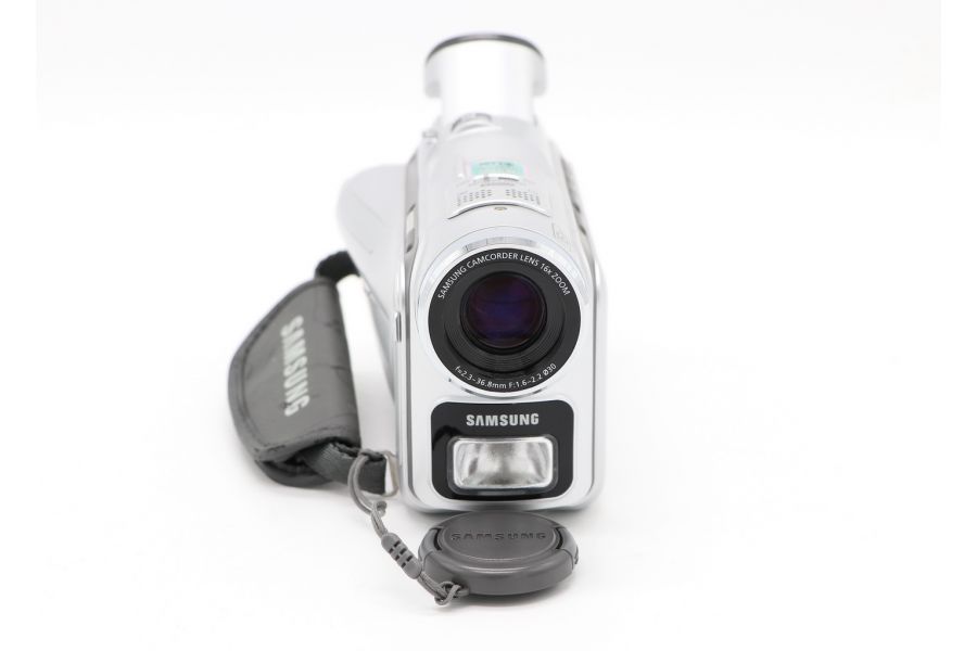 Видеокамера Samsung VP-D103i