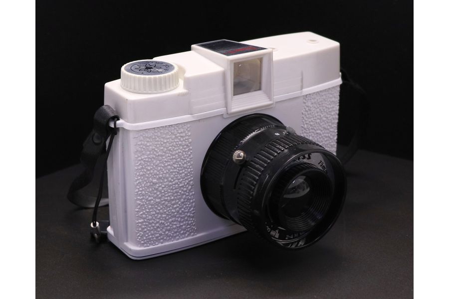 Diana F+ плёночный фотоаппарат Lomography