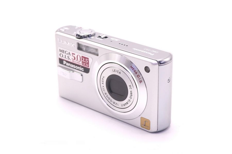 Panasonic Lumix DMC-FX7 в упаковке