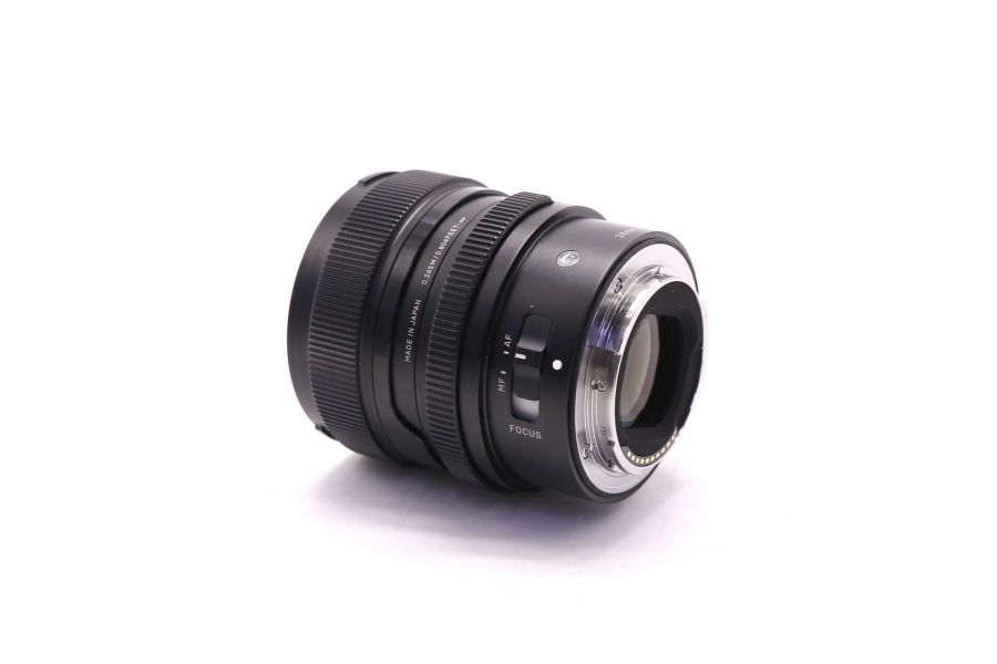 Sigma 24mm f/2 DG DN Contemporary Sony E в упаковке