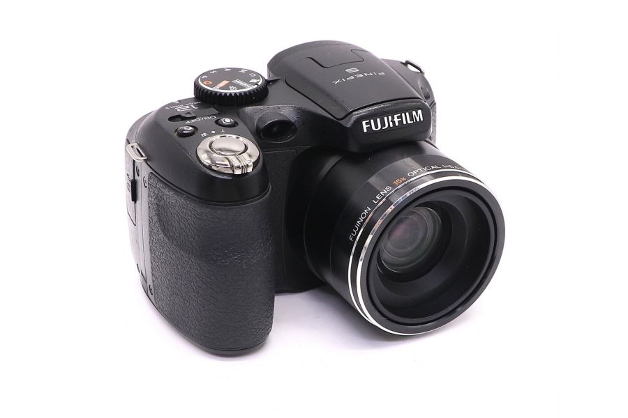 Fujifilm FinePix S1600