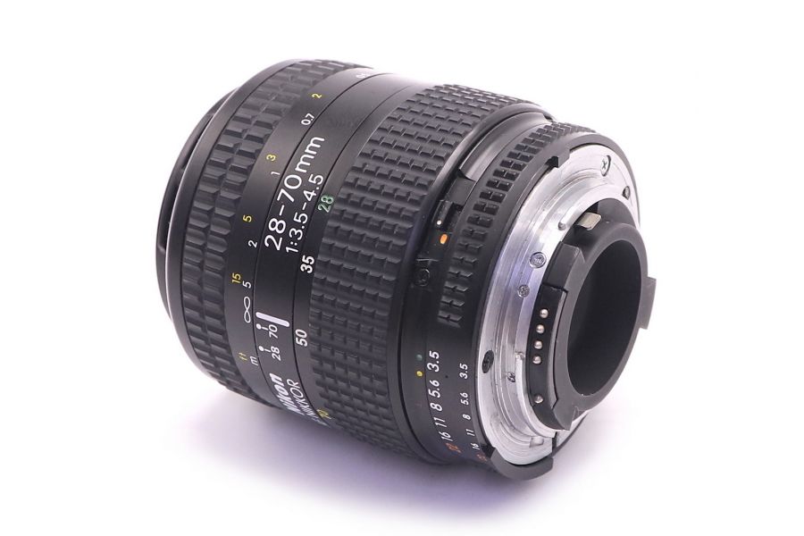 Nikon 28-70mm f/3.5-4.5 AF Nikkor