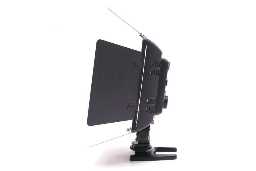 Светодиодный осветитель Yongnuo YN300 III