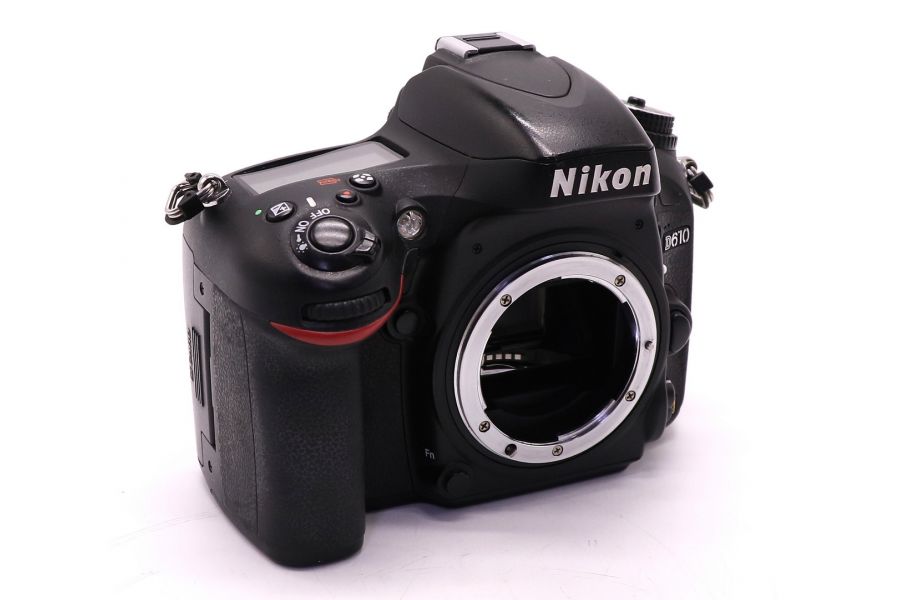 Nikon D610 body (пробег 23000 кадров)