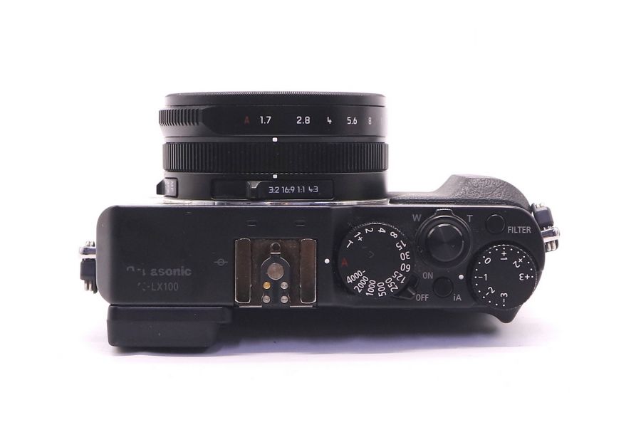 Panasonic Lumix DMC-LX100 (пробег 6690 кадров)