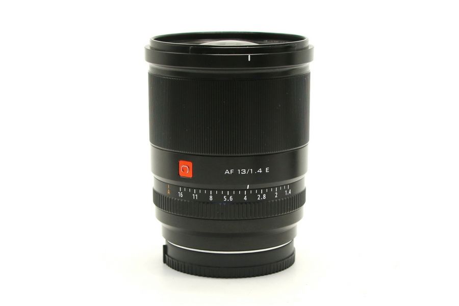 Viltrox AF 13mm f/1.4 E для Sony E