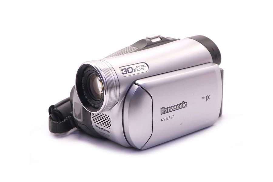 Видеокамера Panasonic NV-GS27 в упаковке
