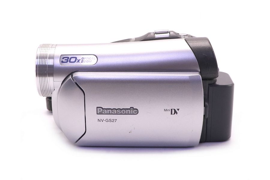 Видеокамера Panasonic NV-GS27 в упаковке