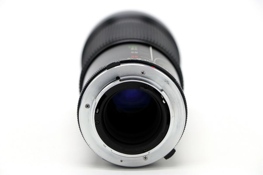 Vivitar MC 28-135mm f/3.5-4.5 Macro Focusing Zoom 