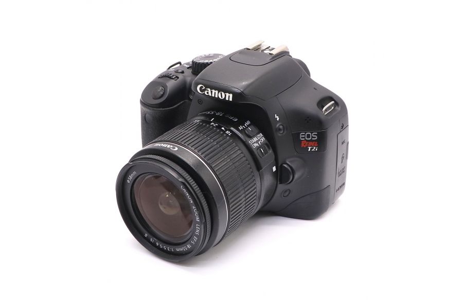 Canon EOS Rebel T2i kit (пробег 24000 кадров)