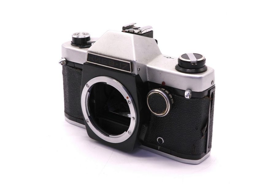 Фотокамера зеркальная Киев 17 body (СССР, 1982)
