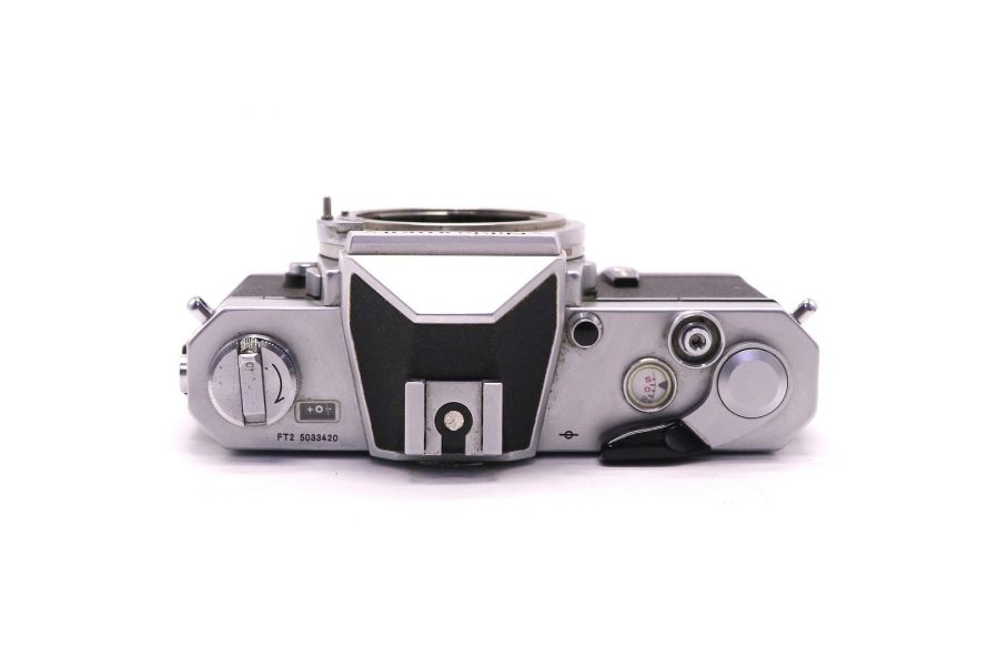 Nikkormat FT2 body