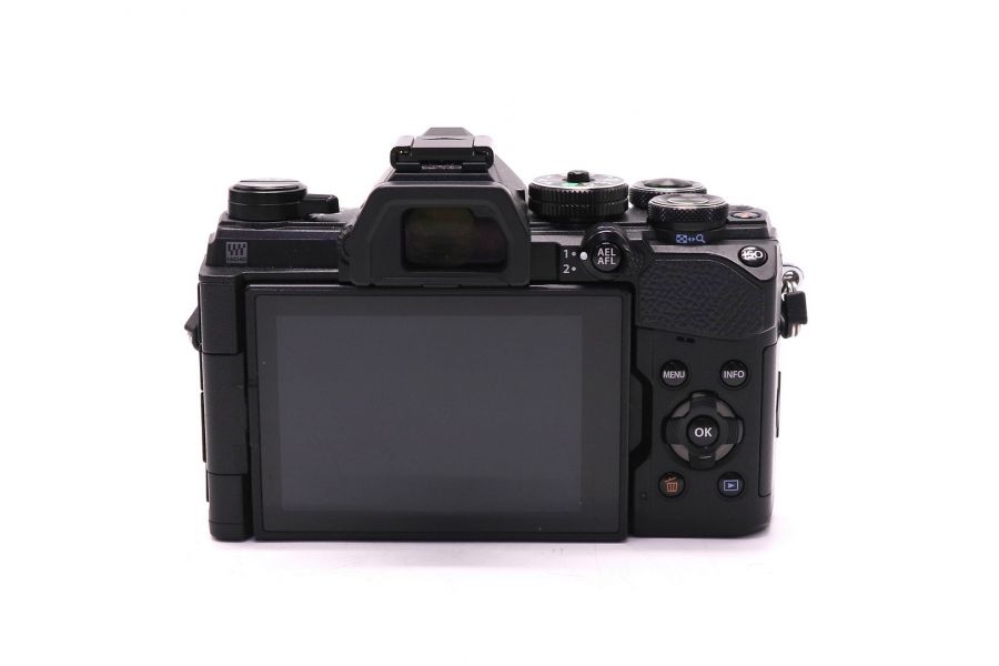 Olympus OM-D E-M5 III body в упаковке (пробег 4900 кадров)
