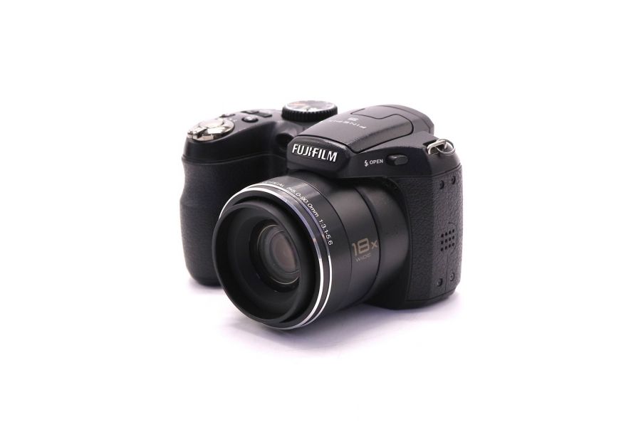 Цифровой фотоаппарат Fujifilm FinePix S2500HD 