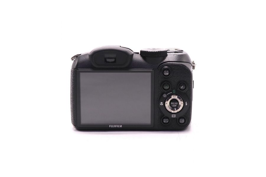 Цифровой фотоаппарат Fujifilm FinePix S2500HD 