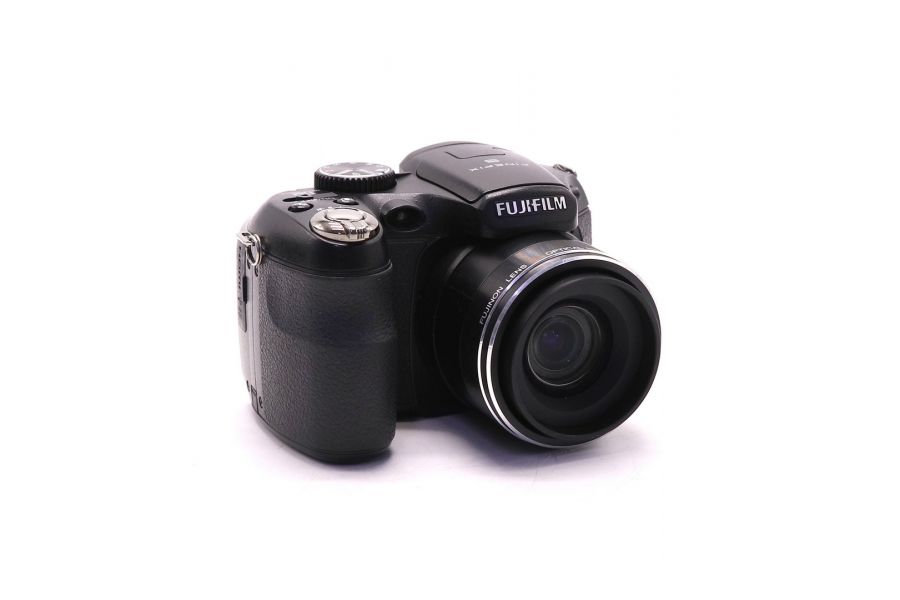 Цифровой фотоаппарат Fujifilm FinePix S2500HD 