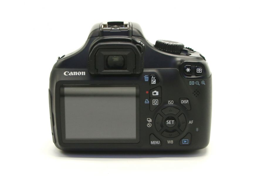 Canon EOS 1100D kit в упаковке (пробег 20885 кадров)