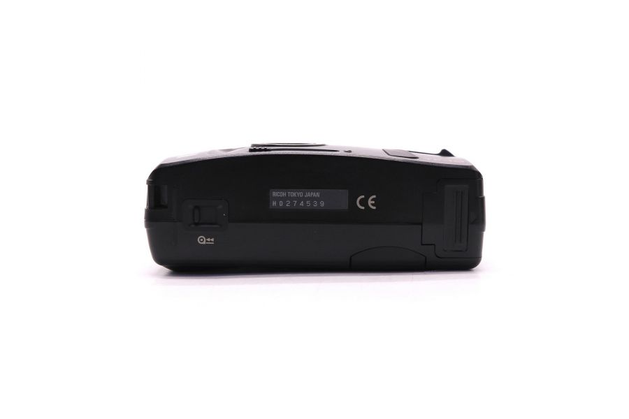 Фотокамера аналоговая Ricoh YF-10 (Japan, 1989)