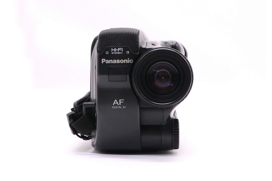 Видеокамера Panasonic NV-S70E