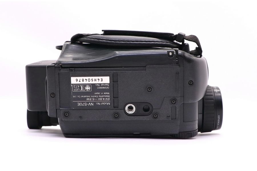 Видеокамера Panasonic NV-S70E