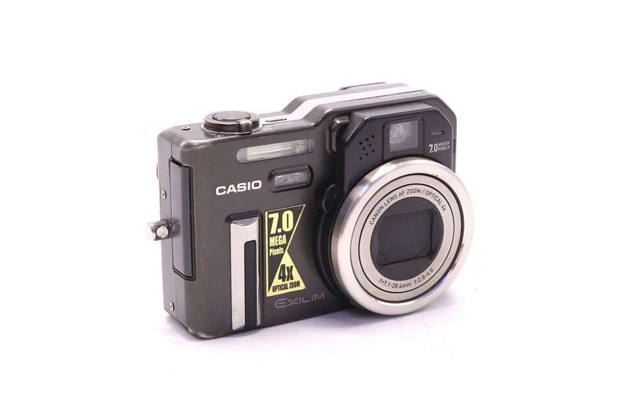Casio Exilim EX-P700 компактная фотокамера