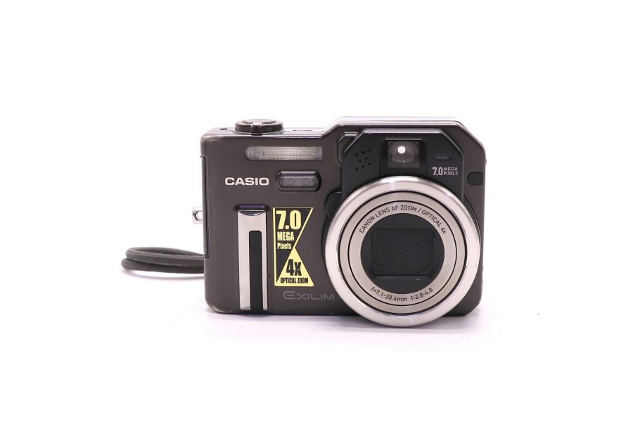 Casio Exilim EX-P700 компактная фотокамера