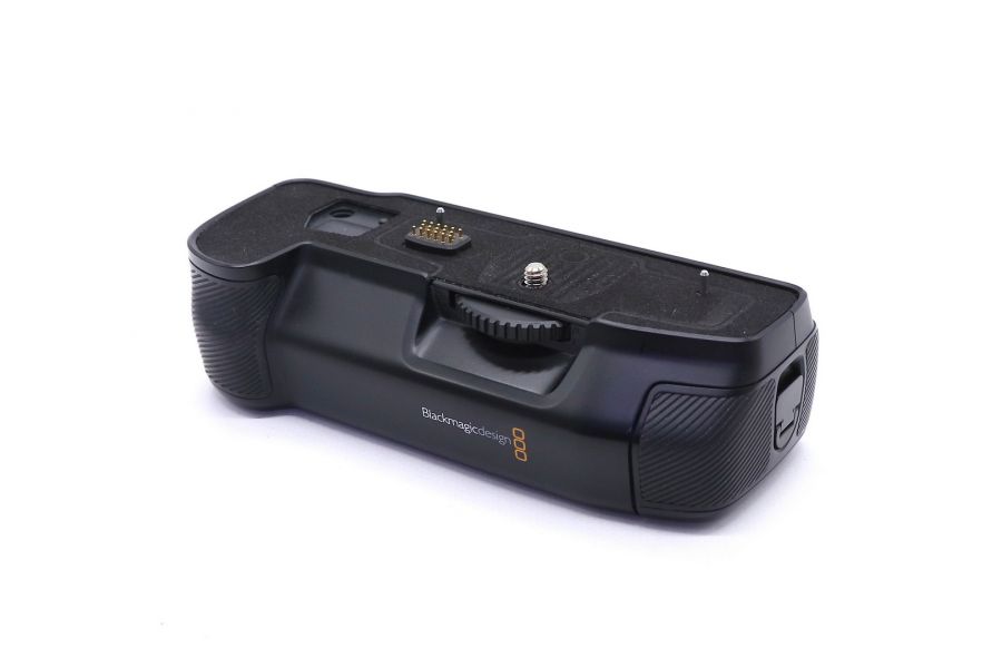 Батарейная ручка Blackmagic Pocket Camera Battery Pro Grip в упаковке