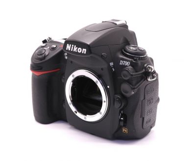 Nikon D700 body (пробег 69330 кадров)