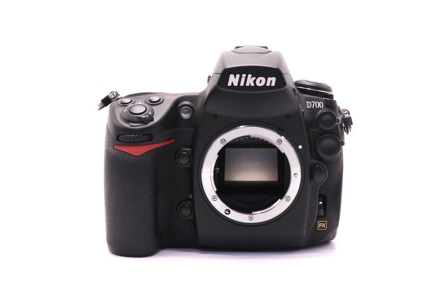 Nikon D700 body (пробег 69330 кадров)