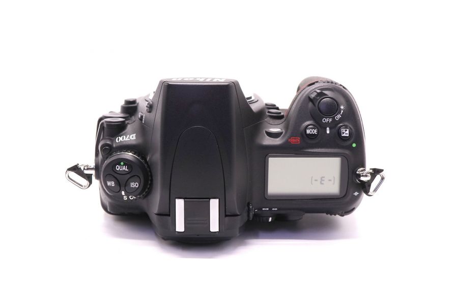 Nikon D700 body (пробег 69330 кадров)