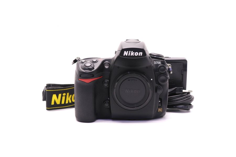 Nikon D700 body (пробег 69330 кадров)