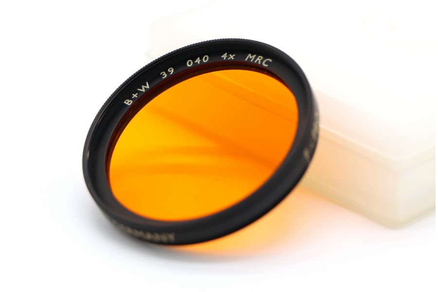 Светофильтр B+W 39mm 040 4x MRC