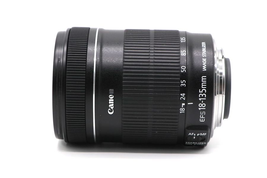 Canon EF-S 18-135mm 3.5-5.6 IS в упаковке