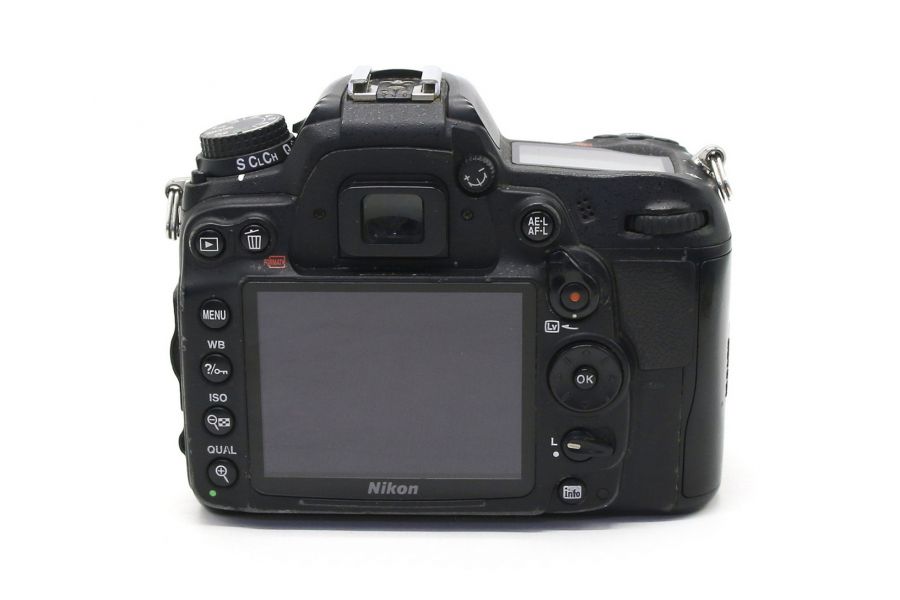 Nikon D7000 body (пробег 80290 кадров)