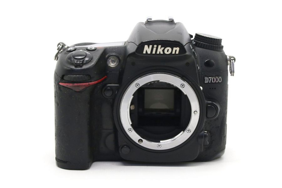 Nikon D7000 body (пробег 80290 кадров)